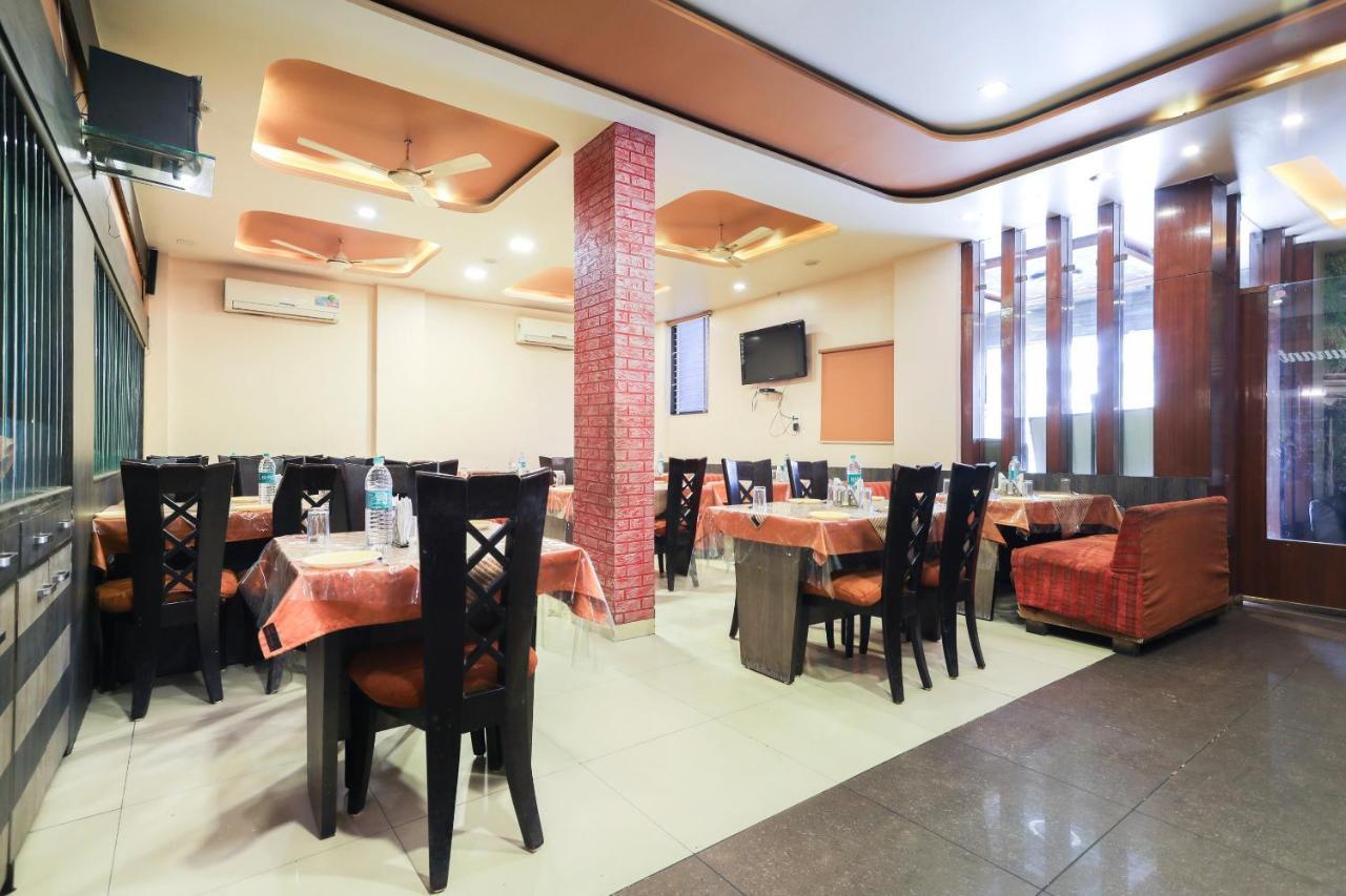 Oyo 3341 Hotel Malwa Country Индор Екстериор снимка