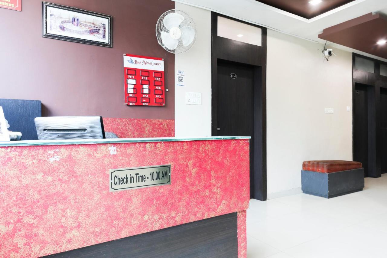 Oyo 3341 Hotel Malwa Country Индор Екстериор снимка